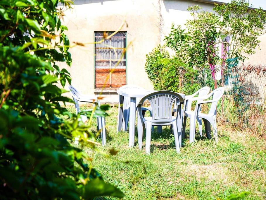 Le Convivial • Stationnement Facile • Paisible Villa Déols Exteriör bild